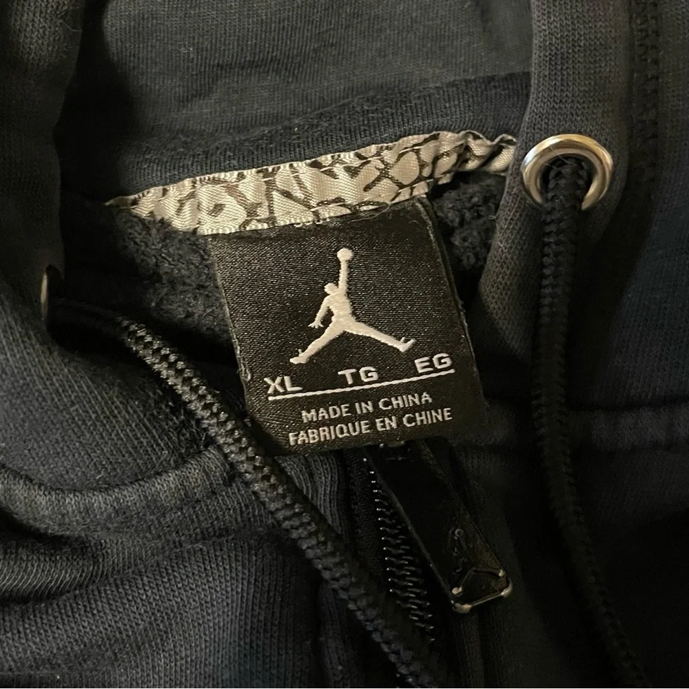 Nike Jordan Hoodie Zip Up Sweatshirt Sweater Black Elephant Print - XL - Picture 3 of 3